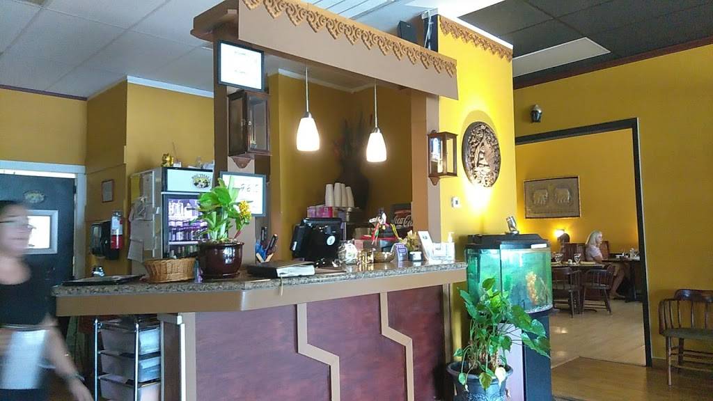 Big Thai Restaurant | restaurant | Shopping Center, 1319 Military Cutoff Rd, Wilmington, NC 28405, USA | 9102566588 OR +1 910-256-6588