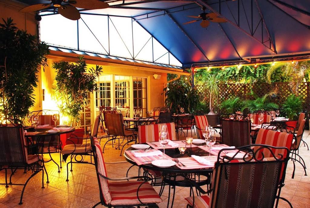 Patio Delray | restaurant | 800 Palm Trail, Delray Beach, FL 33483, USA | 5612790880 OR +1 561-279-0880