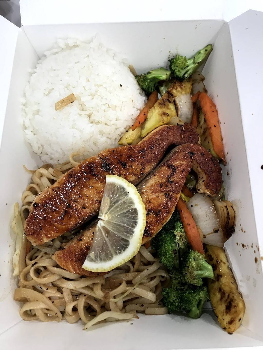 Sumo Japanese Grill | restaurant | 44275 Ford Rd, Canton, MI 48187, USA | 7343927767 OR +1 734-392-7767