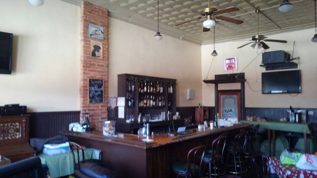 Courtside Restaurant | restaurant | 210 N Main St, Plattsburg, MO 64477, USA | 8165392509 OR +1 816-539-2509