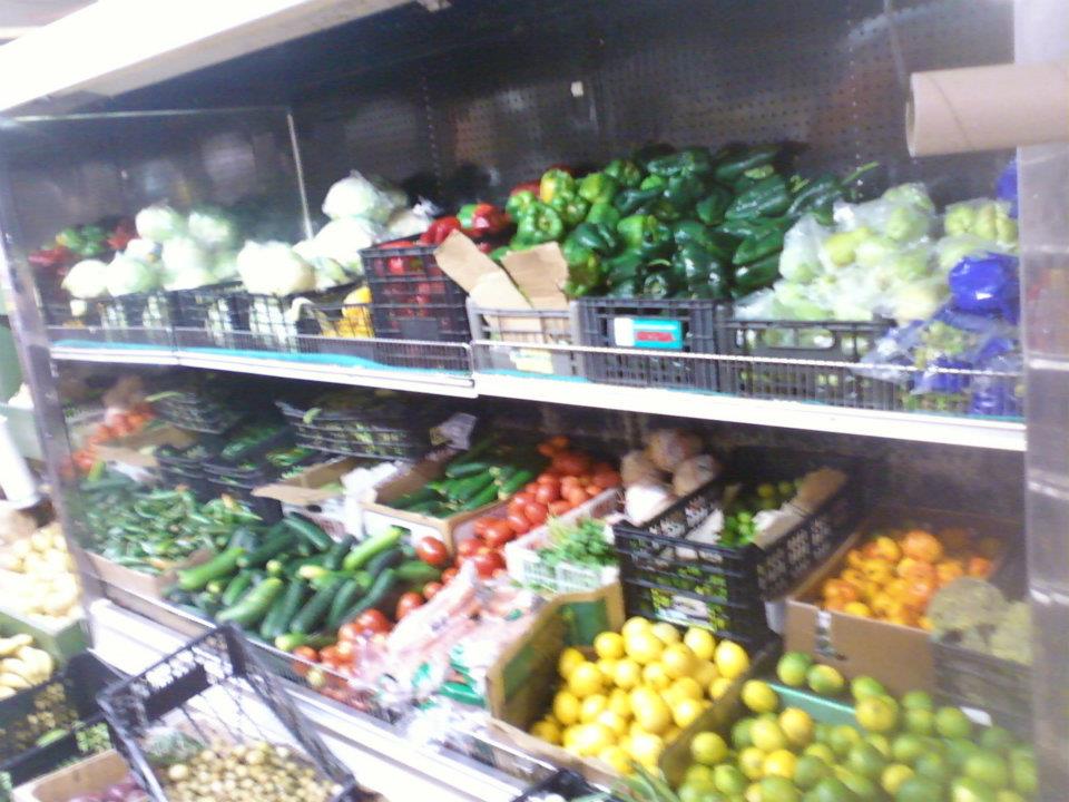 Mini Tropicana #2 | restaurant | 1020 N Court St, Visalia, CA 93291, USA | 5597339208 OR +1 559-733-9208