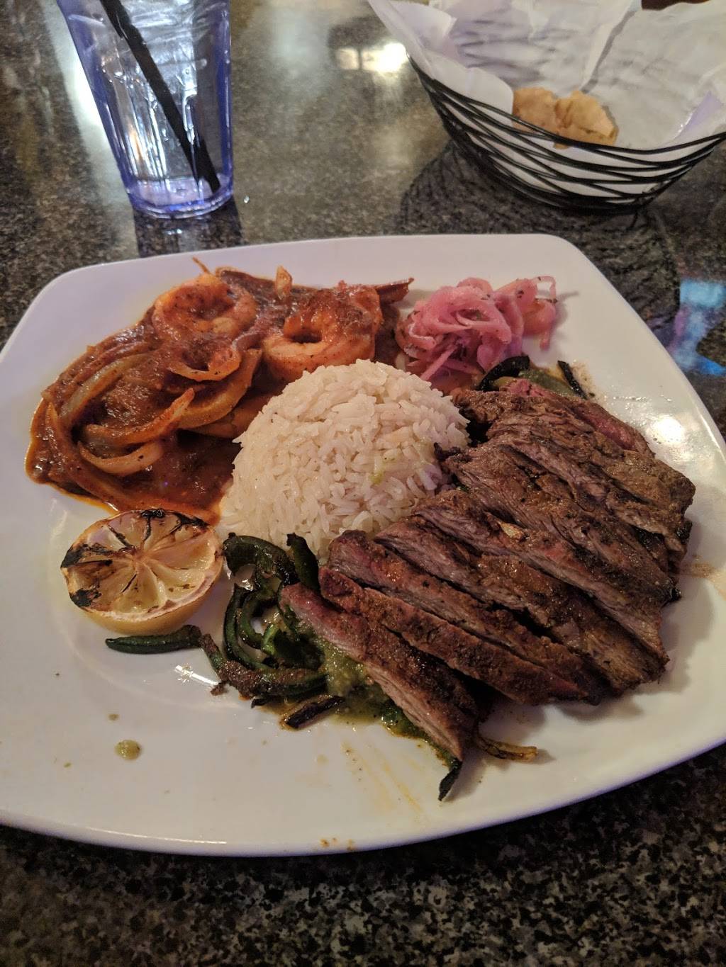 Carmelitas Mexican Restaurant | restaurant | 204 Riverside Ave, Roseville, CA 95678, USA | 9167830411 OR +1 916-783-0411