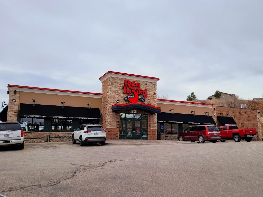 Ruby Tuesday | restaurant | 821 Fairmont Blvd, Rapid City, SD 57701, USA | 6053431700 OR +1 605-343-1700