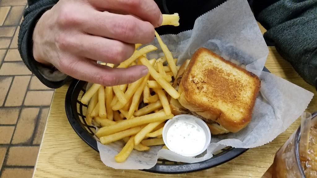 Early Bird Diner | restaurant | 1644 Savannah Hwy, Charleston, SC 29407, USA | 8432772353 OR +1 843-277-2353