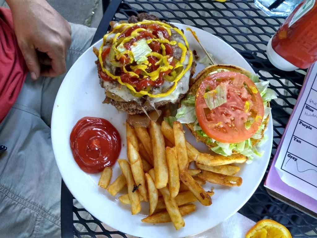 Side Tracks Bar & Grill | restaurant | 266 Lake Nepessing Rd, Lapeer, MI 48446, USA | 8106607733 OR +1 810-660-7733