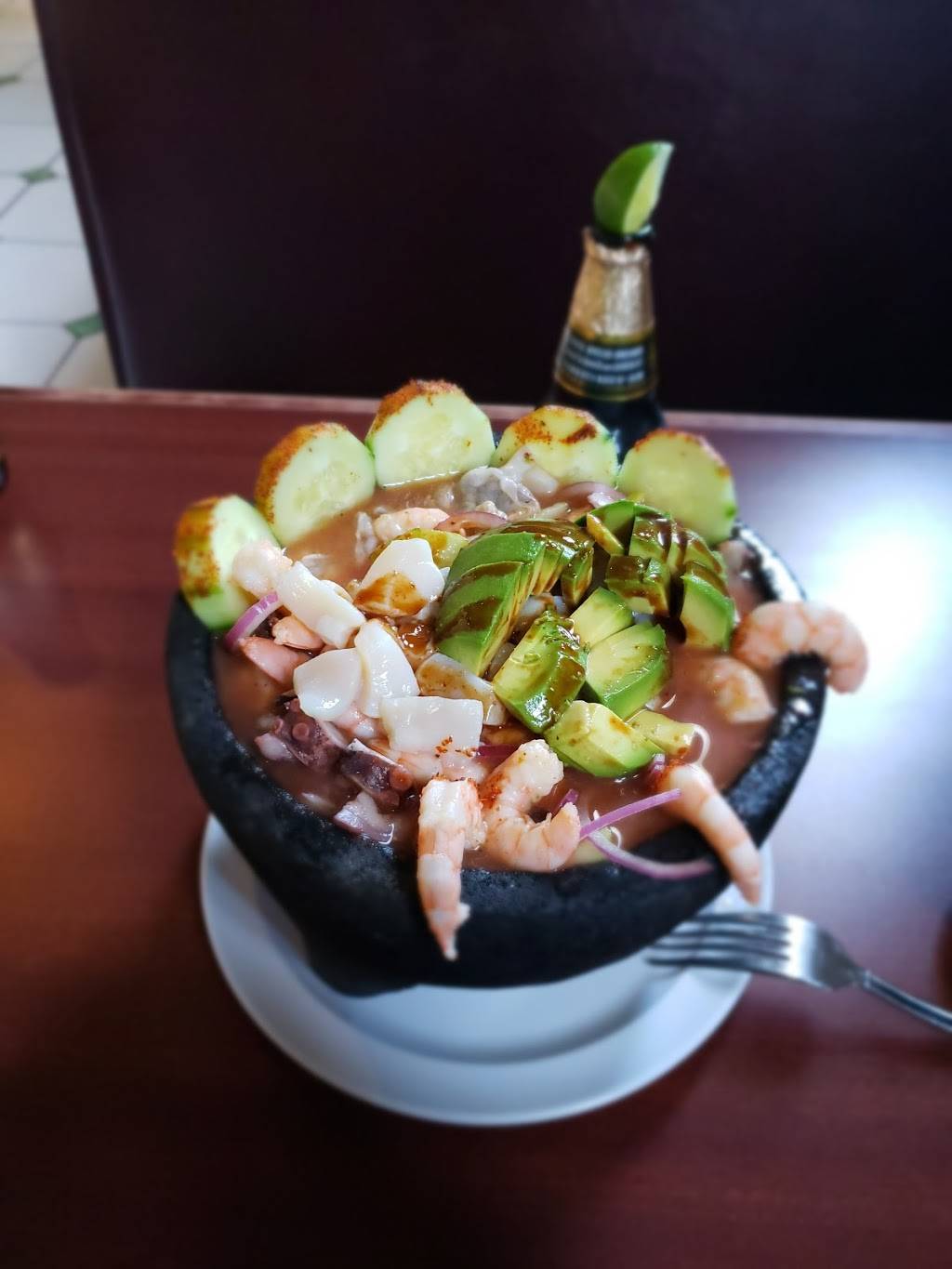 Mariscos El Kaliman | restaurant | 14747 Bear Valley Rd, Hesperia, CA 92345, USA | 7609472700 OR +1 760-947-2700