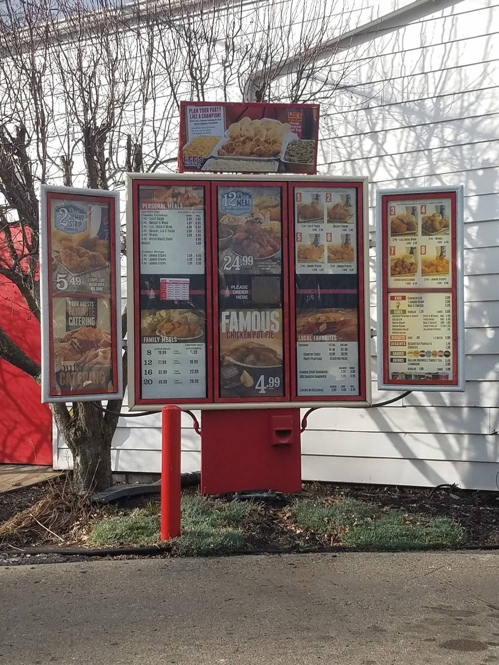 Lees Famous Recipe Chicken | restaurant | 1801 E Main St, Richmond, IN 47374, USA | 7659624913 OR +1 765-962-4913