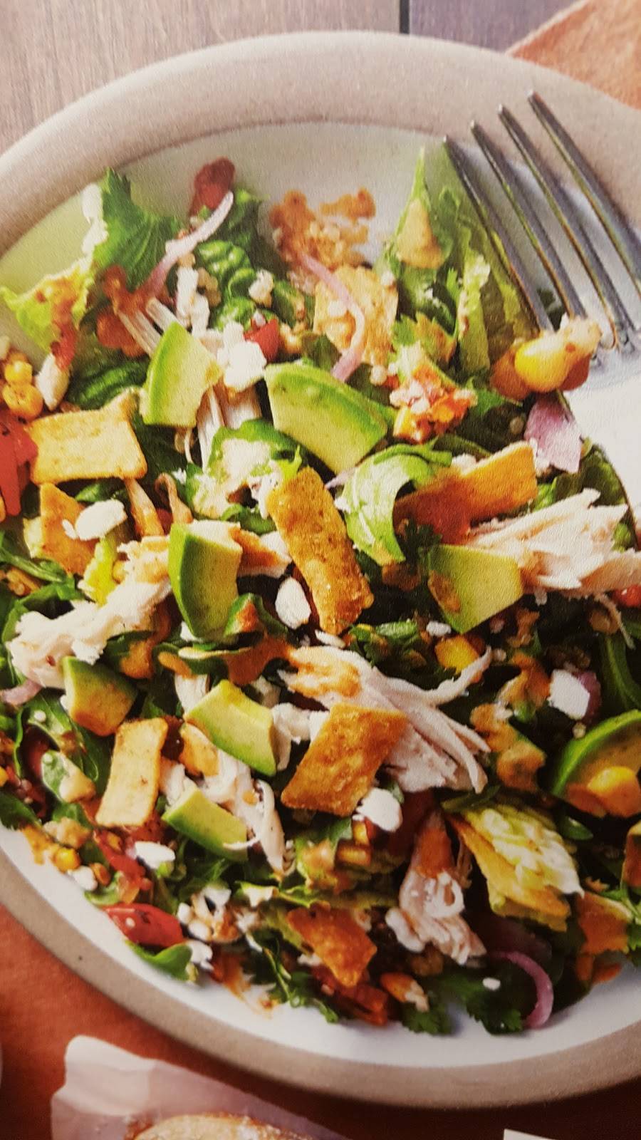 California Fish Grill | restaurant | 419 S Associated Rd, Brea, CA 92821, USA | 7144822151 OR +1 714-482-2151