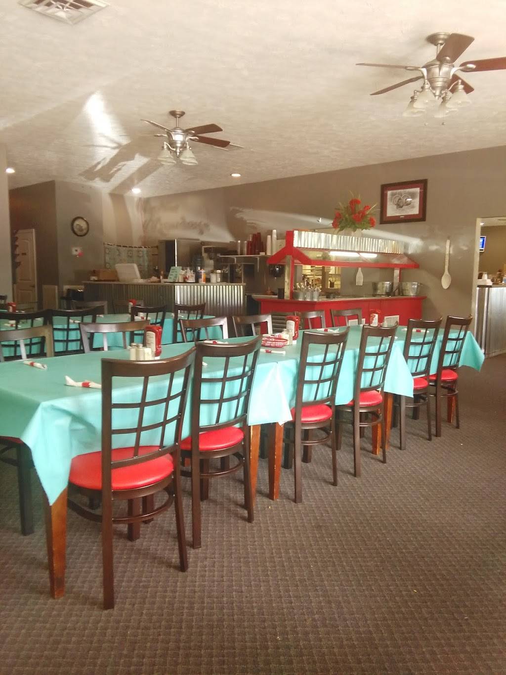 Mollie Mondays | restaurant | 275 Eureka St, Savannah, TN 38372, USA | 7319259334 OR +1 731-925-9334