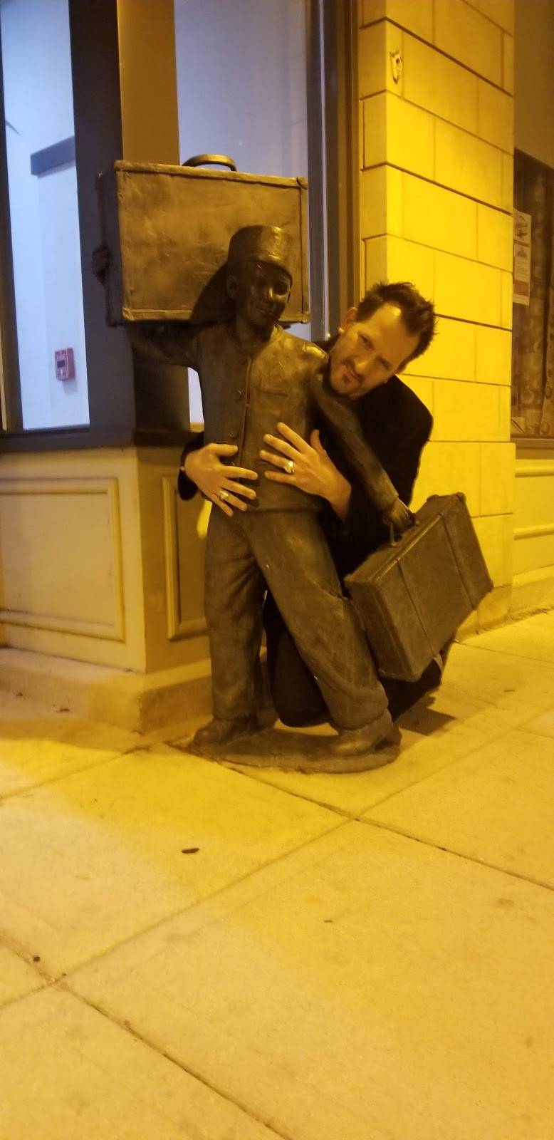 Vans Bar | restaurant | 426 N 9th St, Manitowoc, WI 54220, USA | 9206843007 OR +1 920-684-3007