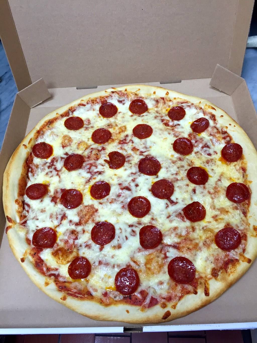 Crown Fried Chicken & Pizza | restaurant | 170-09 Jamaica Ave, Jamaica, NY 11432, USA | 7182629060 OR +1 718-262-9060