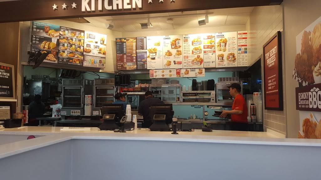 Taco Bell | meal takeaway | 2815 Geneva Ave, Daly City, CA 94014, USA | 4154673228 OR +1 415-467-3228