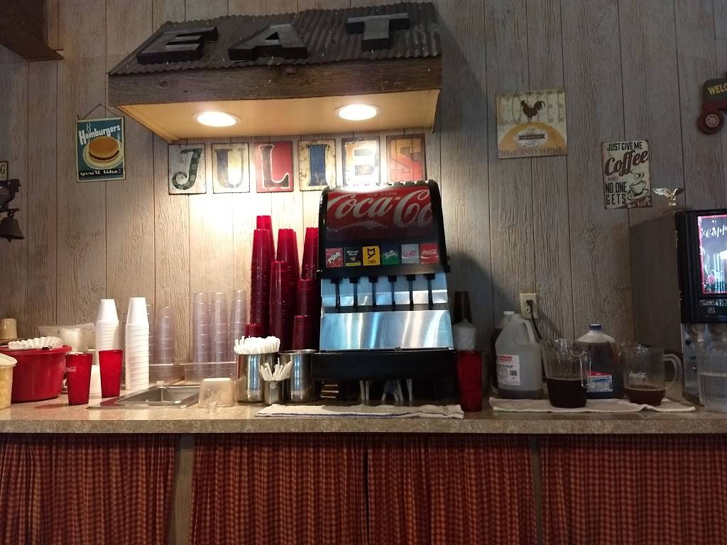 Julies Tell Street Cafe | restaurant | 922 Tell St, Tell City, IN 47586, USA | 8125472579 OR +1 812-547-2579