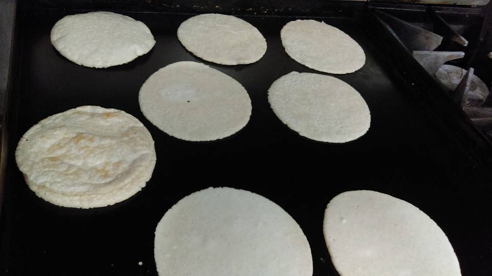 Antojitos Las Delicias | restaurant | 1201 S Los Angeles St #8, Los Angeles, CA 90015, USA | 2139237880 OR +1 213-923-7880