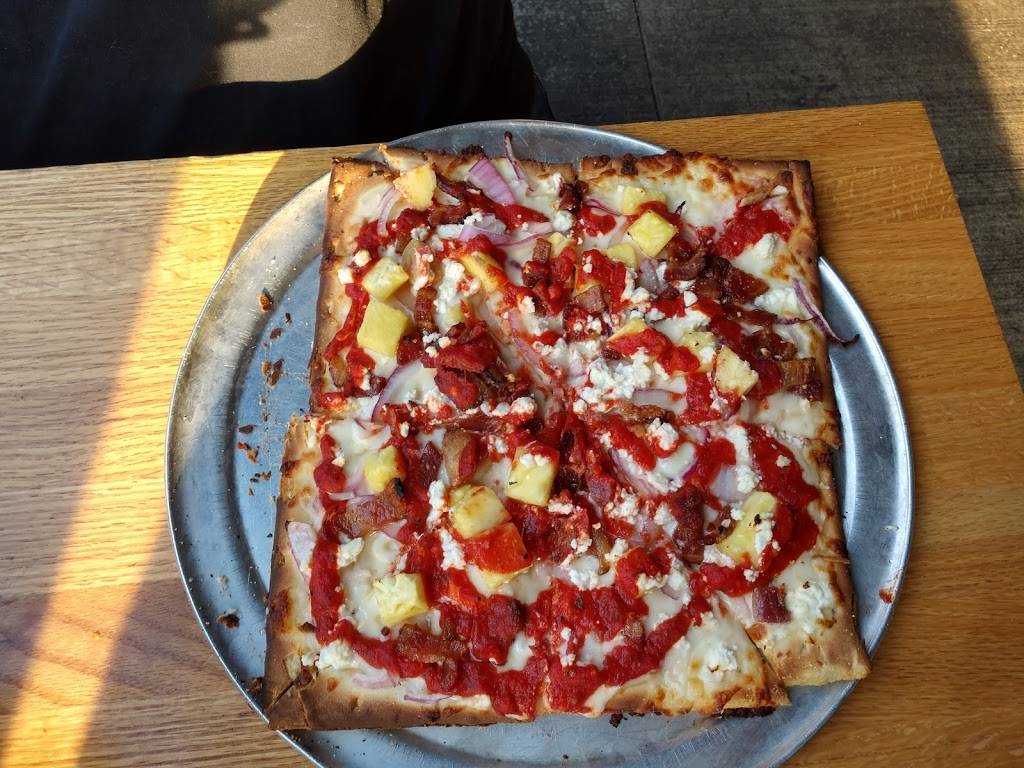 Pies & Pints - Cincinnati, OH (Liberty Center) | restaurant | 7621 Gibson Street, Liberty Centre Dr, West Chester Township, OH 45069, USA | 5137557437 OR +1 513-755-7437