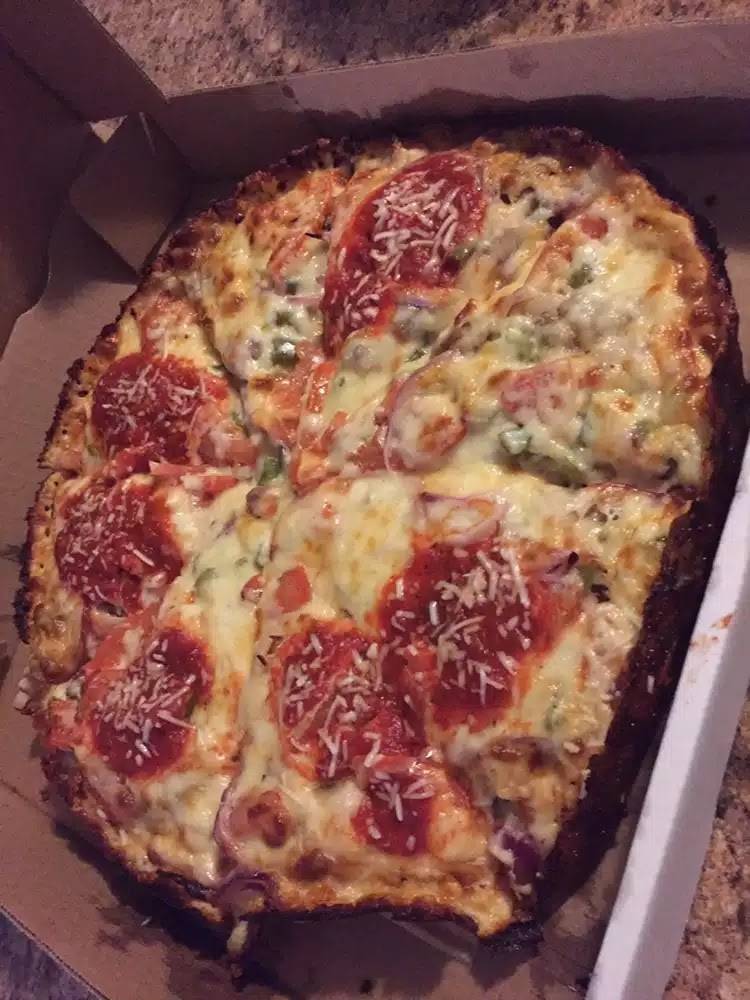 Pizza Cuisine | restaurant | 110 Dunlop St E Unit#3, Whitby, ON L1N 6J8, Canada | 9054933661 OR +1 905-493-3661