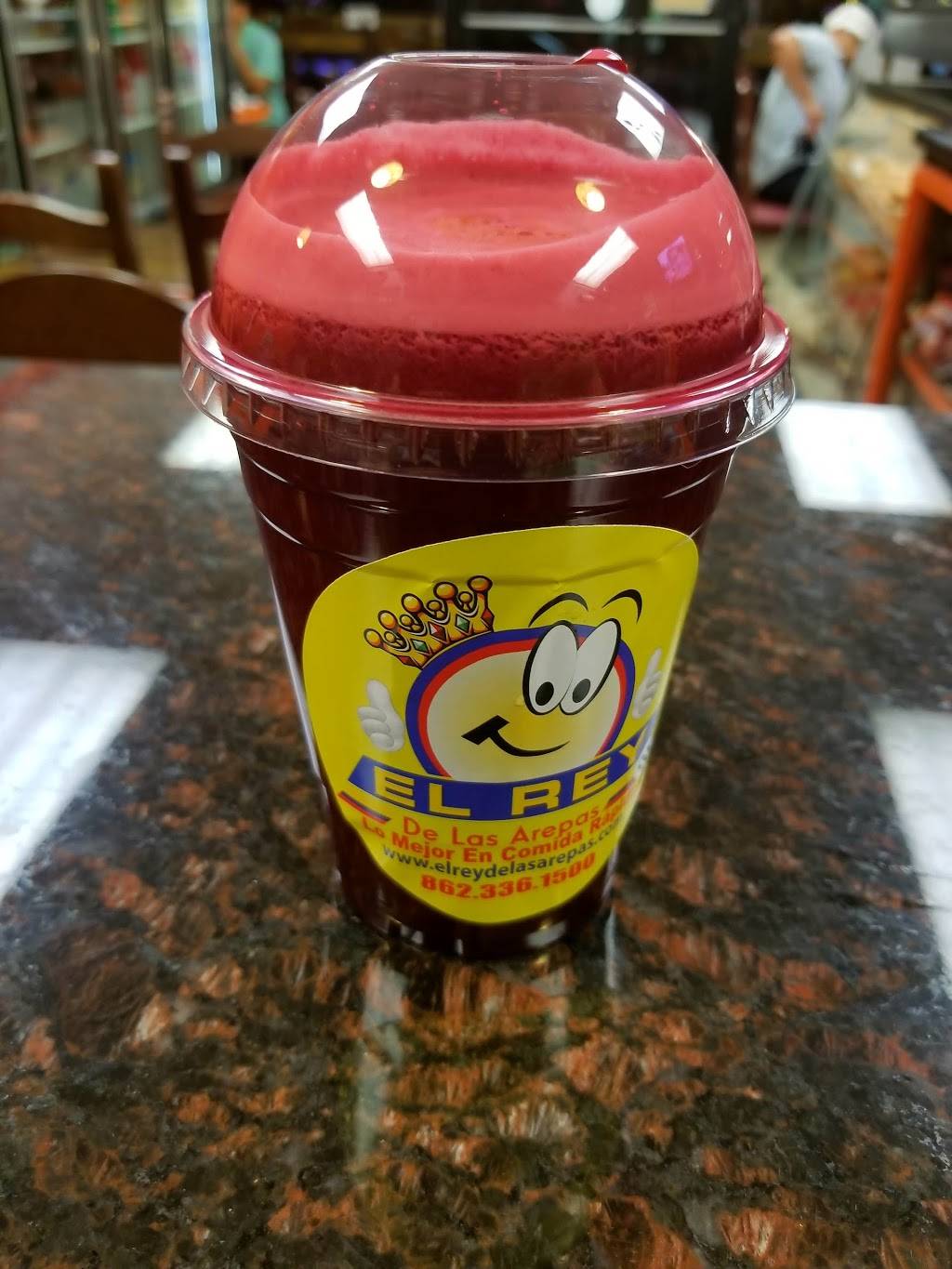 El Rey De Las Arepas | restaurant | 905 Main St, Paterson, NJ 07503, USA | 8623361500 OR +1 862-336-1500