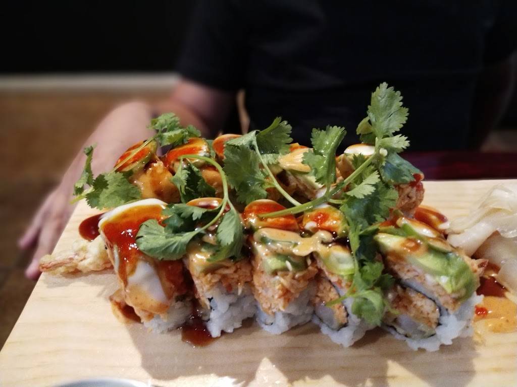 Sushi Arigato Japanese Restaurant | restaurant | 72-817 Dinah Shore Dr #103, Rancho Mirage, CA 92270, USA | 7606568886 OR +1 760-656-8886