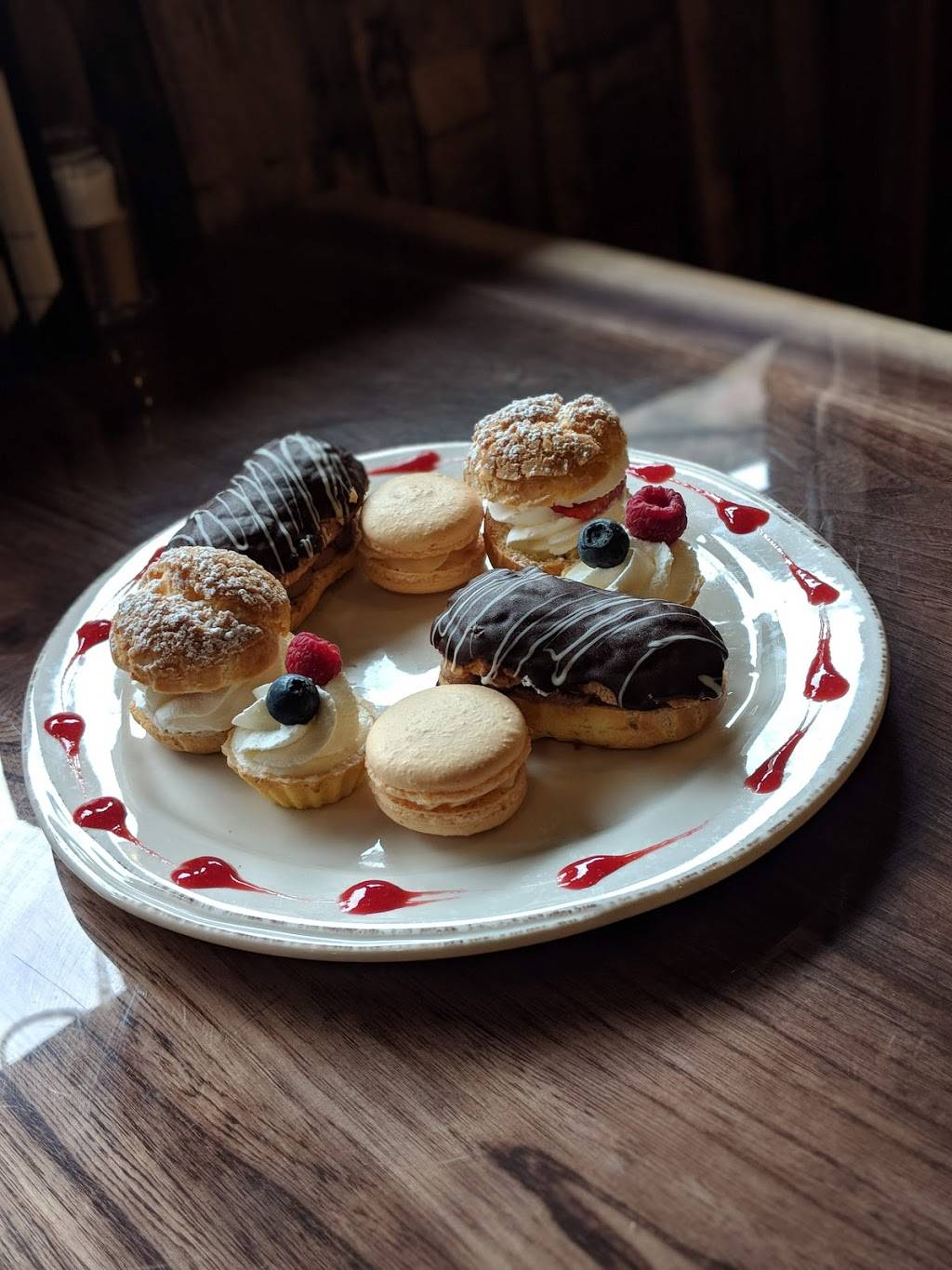 Buon Gusto Bistro | restaurant | 501 W Main St, Brighton, MI 48116, USA | 8102297770 OR +1 810-229-7770