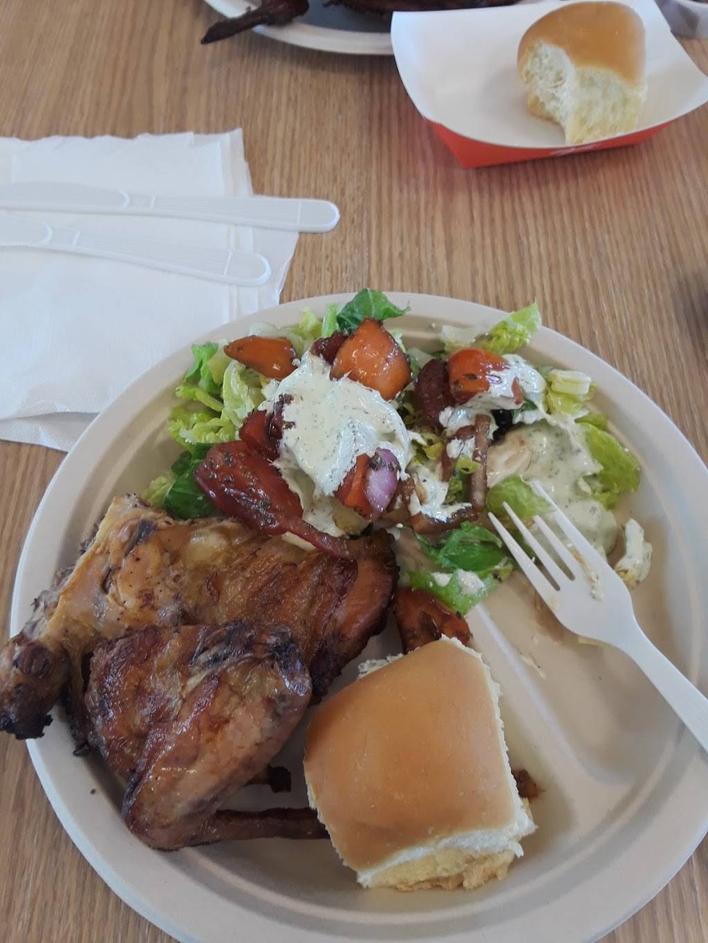 Pollo Tropical | restaurant | 7090 Coral Way, Miami, FL 33155, USA | 3052616021 OR +1 305-261-6021