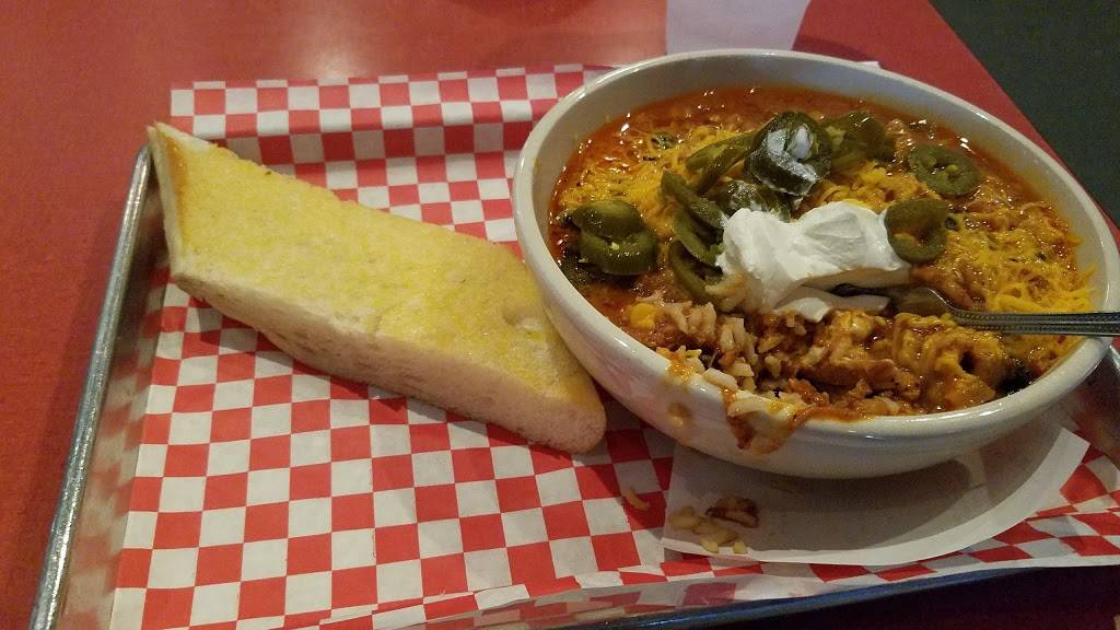 J. Gumbos | restaurant | 665 Wabash Ave, Terre Haute, IN 47807, USA | 8129172010 OR +1 812-917-2010