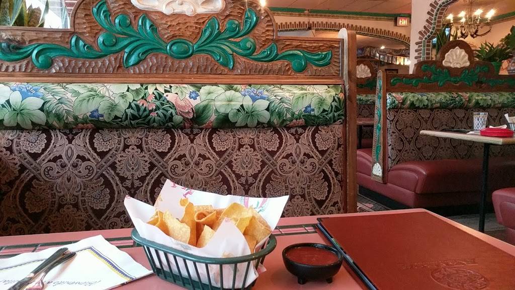 Azteca Mexican Restaurants | restaurant | 15704 Mill Creek Blvd #1, Mill Creek, WA 98012, USA | 4253852209 OR +1 425-385-2209