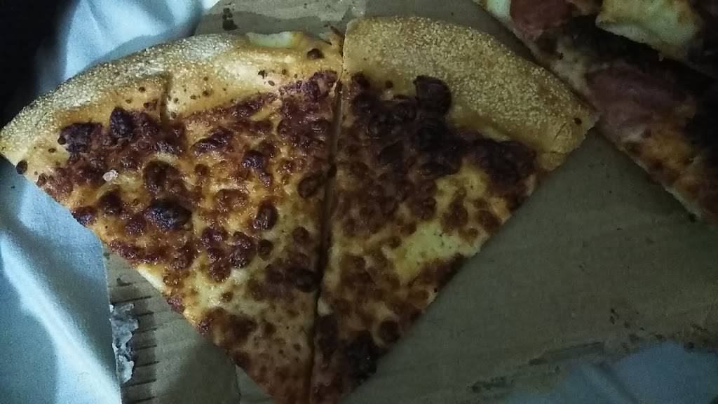 Pizza Hut | restaurant | 13799 Beach Blvd Unit 008C, Jacksonville, FL 32224, USA | 9042233900 OR +1 904-223-3900