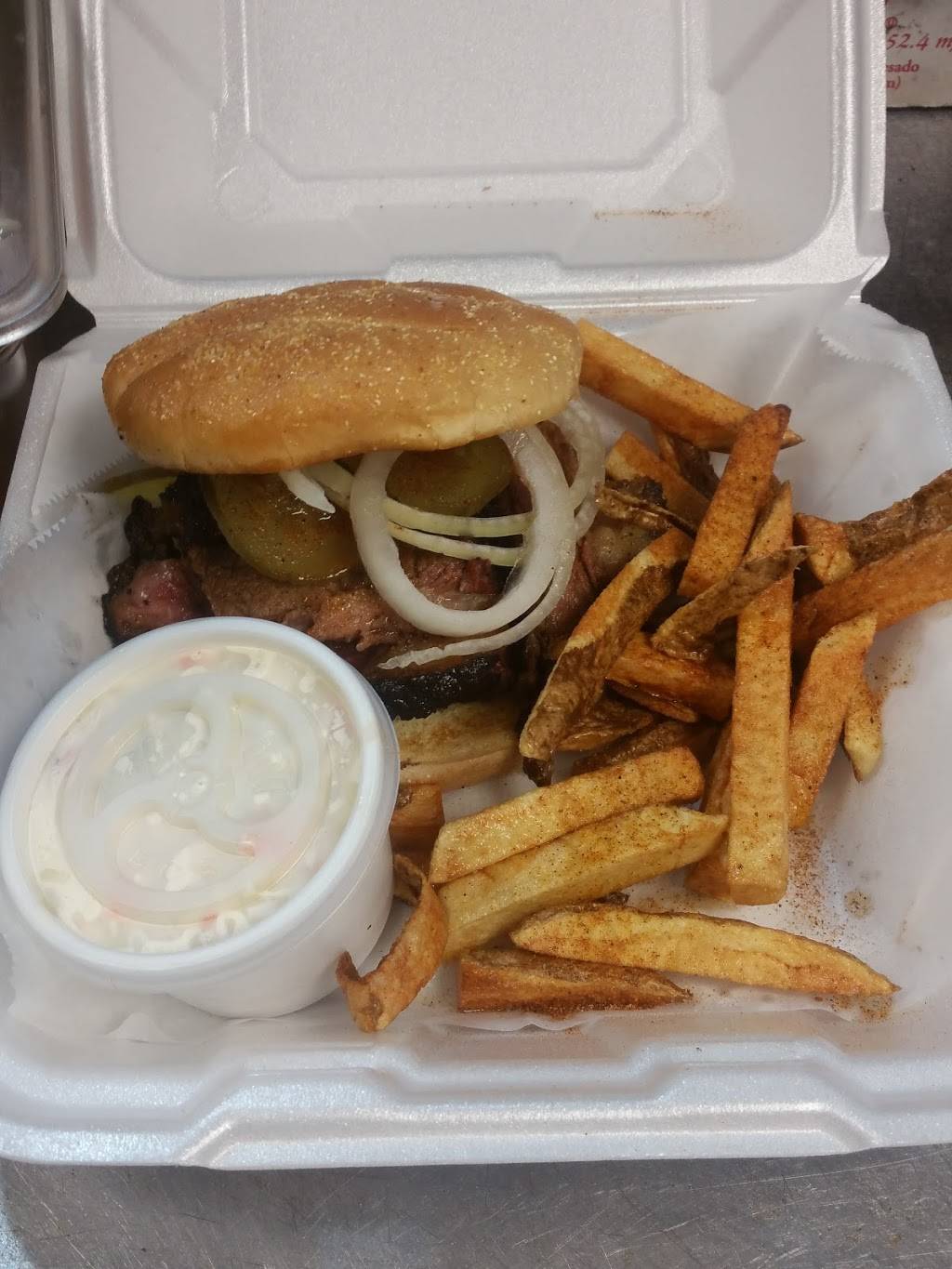 Gz Barbecue and Catering | restaurant | 925 Gallatin Ave, Nashville, TN 37206, USA | 6159536385 OR +1 615-953-6385