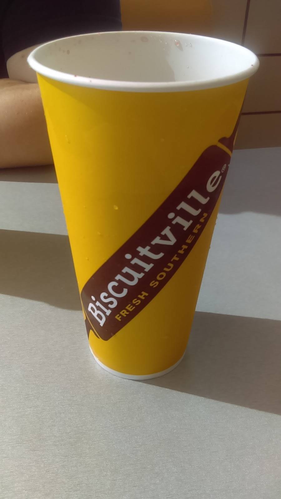 Biscuitville | cafe | 10106 N Main St, Archdale, NC 27263, USA | 3368616584 OR +1 336-861-6584