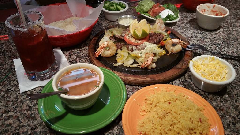 Rosies Mexican Cantina | restaurant | 7540-A Memorial Pkwy SW, Huntsville, AL 35802, USA | 2563823232 OR +1 256-382-3232