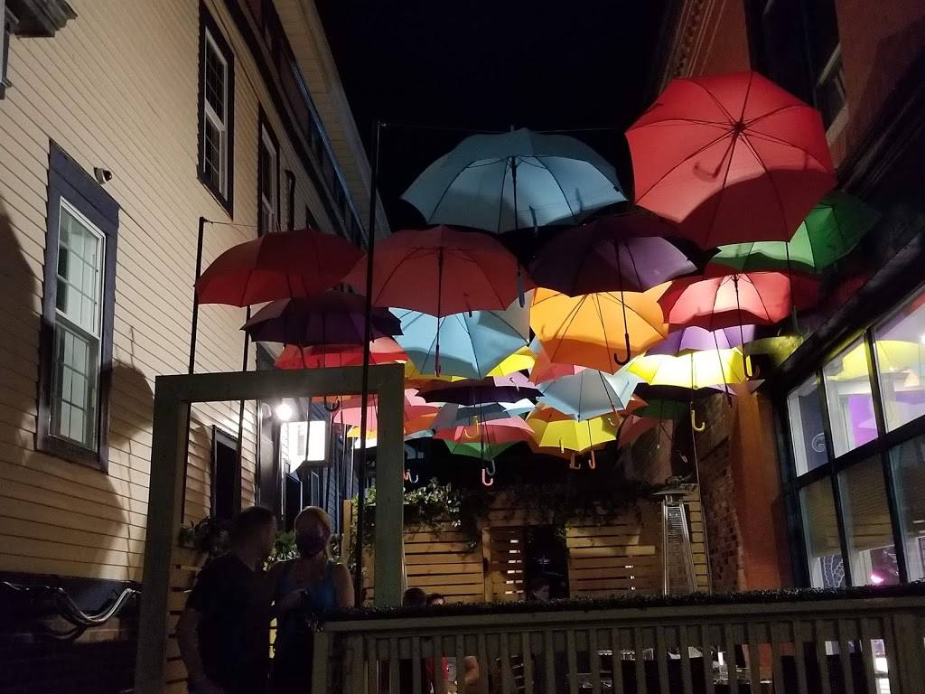 Towne House Fall River / Douro Steakhouse | restaurant | 37 Purchase St, Fall River, MA 02720, USA | 5086174870 OR +1 508-617-4870