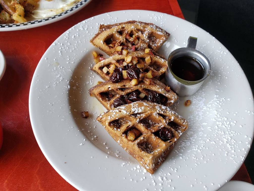 The Fly Trap a finer diner | restaurant | 22950 Woodward Ave, Ferndale, MI 48220, USA | 2483995150 OR +1 248-399-5150