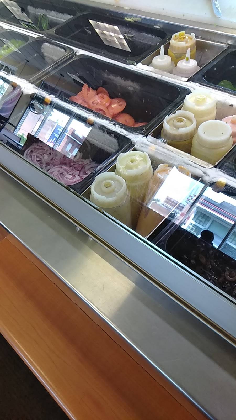 Subway Restaurants | restaurant | 4963 Natural Bridge Ave, St. Louis, MO 63115, USA | 3143897827 OR +1 314-389-7827