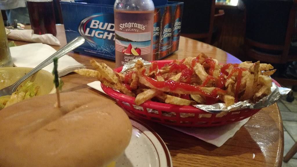 Hangout | restaurant | 704 S Market St, Danville, OH 43014, USA | 7405996085 OR +1 740-599-6085