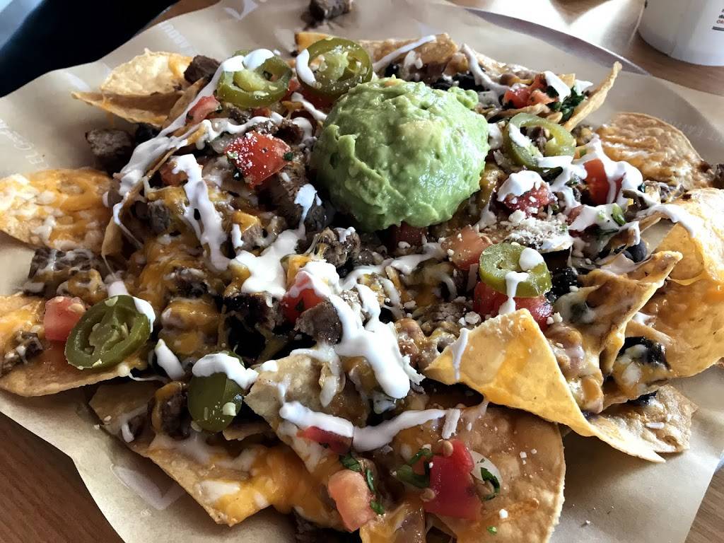 Sharkys Woodfired Mexican Grill | restaurant | 1791 N Victory Pl, Burbank, CA 91502, USA | 8188409080 OR +1 818-840-9080