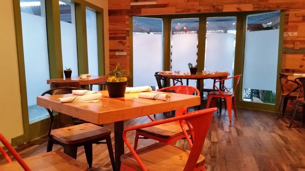 Righteous Foods | restaurant | 3405 W 7th St, Fort Worth, TX 76107, USA | 8178509996 OR +1 817-850-9996