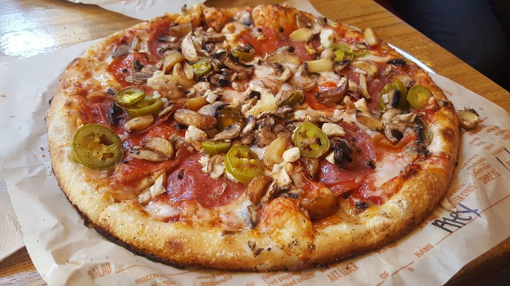 Blaze Pizza | meal takeaway | 1091 Newport Center Dr, Newport Beach, CA 92660, USA | 9496122749 OR +1 949-612-2749