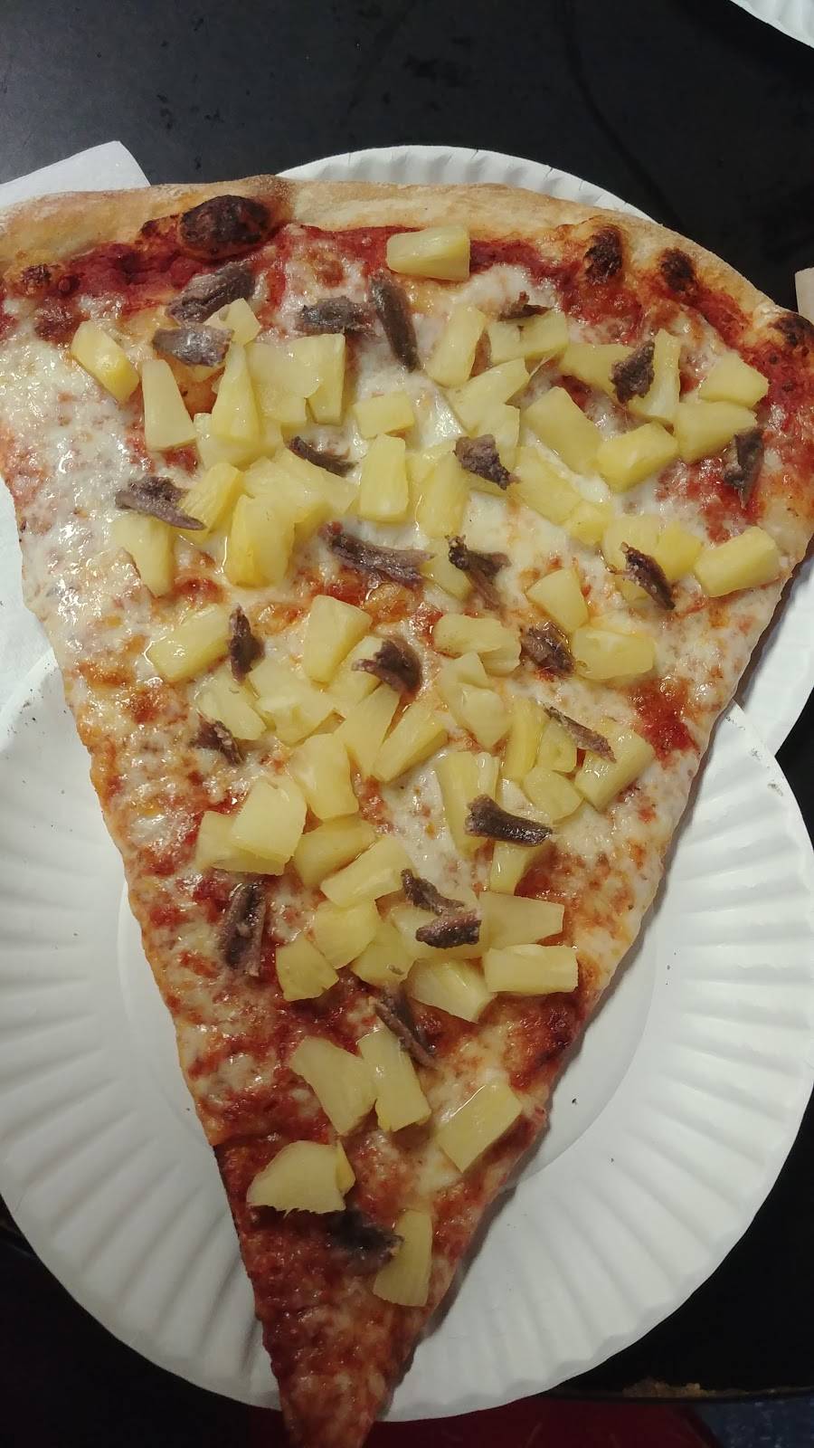 Mimmos Pizza | restaurant | 71 Pleasant St, Northampton, MA 01060, USA | 4135841711 OR +1 413-584-1711