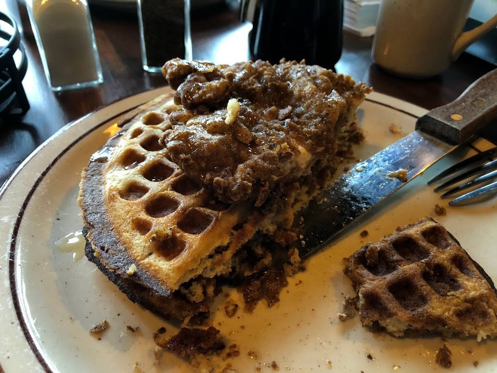 Railroad Bills Dining Car | restaurant | 621 Des Moines St, Des Moines, IA 50309, USA | 5152430247 OR +1 515-243-0247