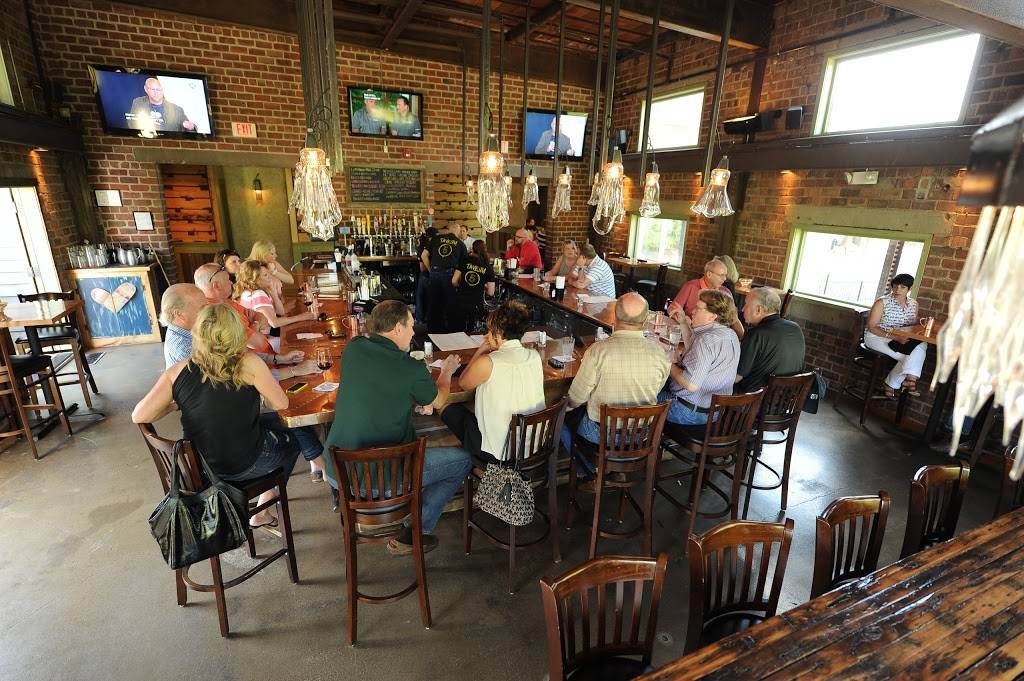 Burntwood Tavern Cuyahoga Falls | restaurant | 2291 Riverfront Pkwy, Cuyahoga Falls, OH 44221, USA | 3307947085 OR +1 330-794-7085