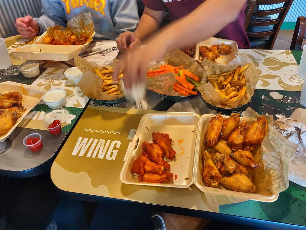 Wingstop | restaurant | 1229 N Grand Ave, Walnut, CA 91789, USA | 9094448760 OR +1 909-444-8760