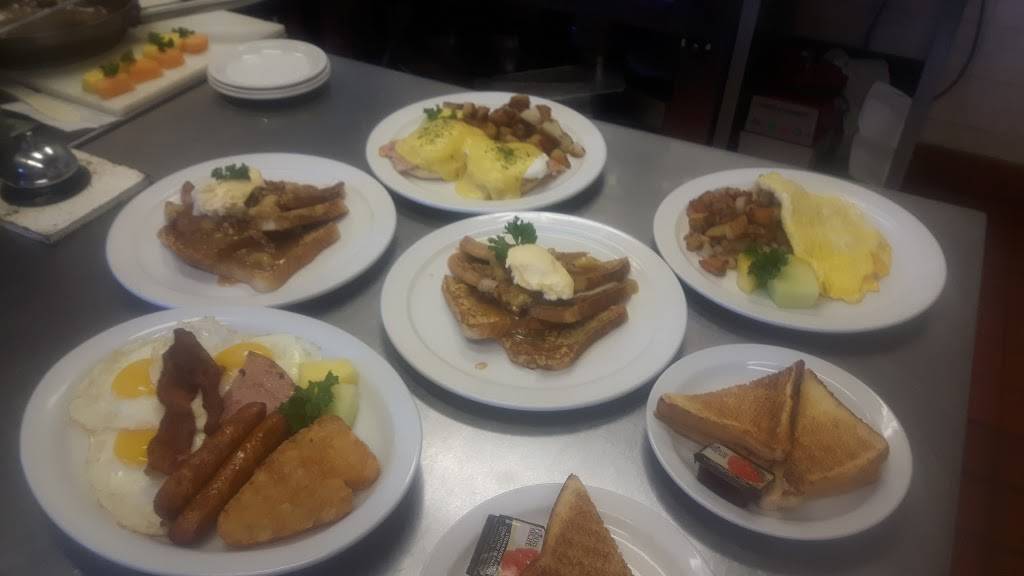 The Deluxe Restaurant | restaurant | 51 Talbot St N, Essex, ON N8M 1A3, Canada | 5197768112 OR +1 519-776-8112