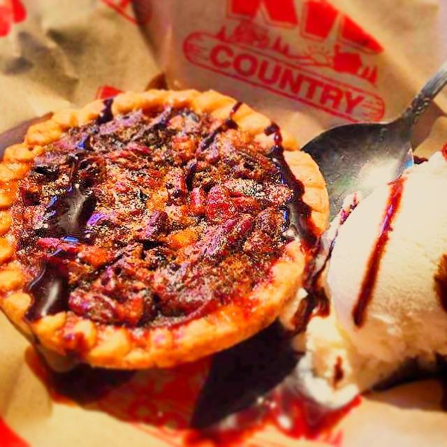 Rib Country BBQ (Helen, GA) | restaurant | 11 River St, Helen, GA 30545, USA | 7068788008 OR +1 706-878-8008