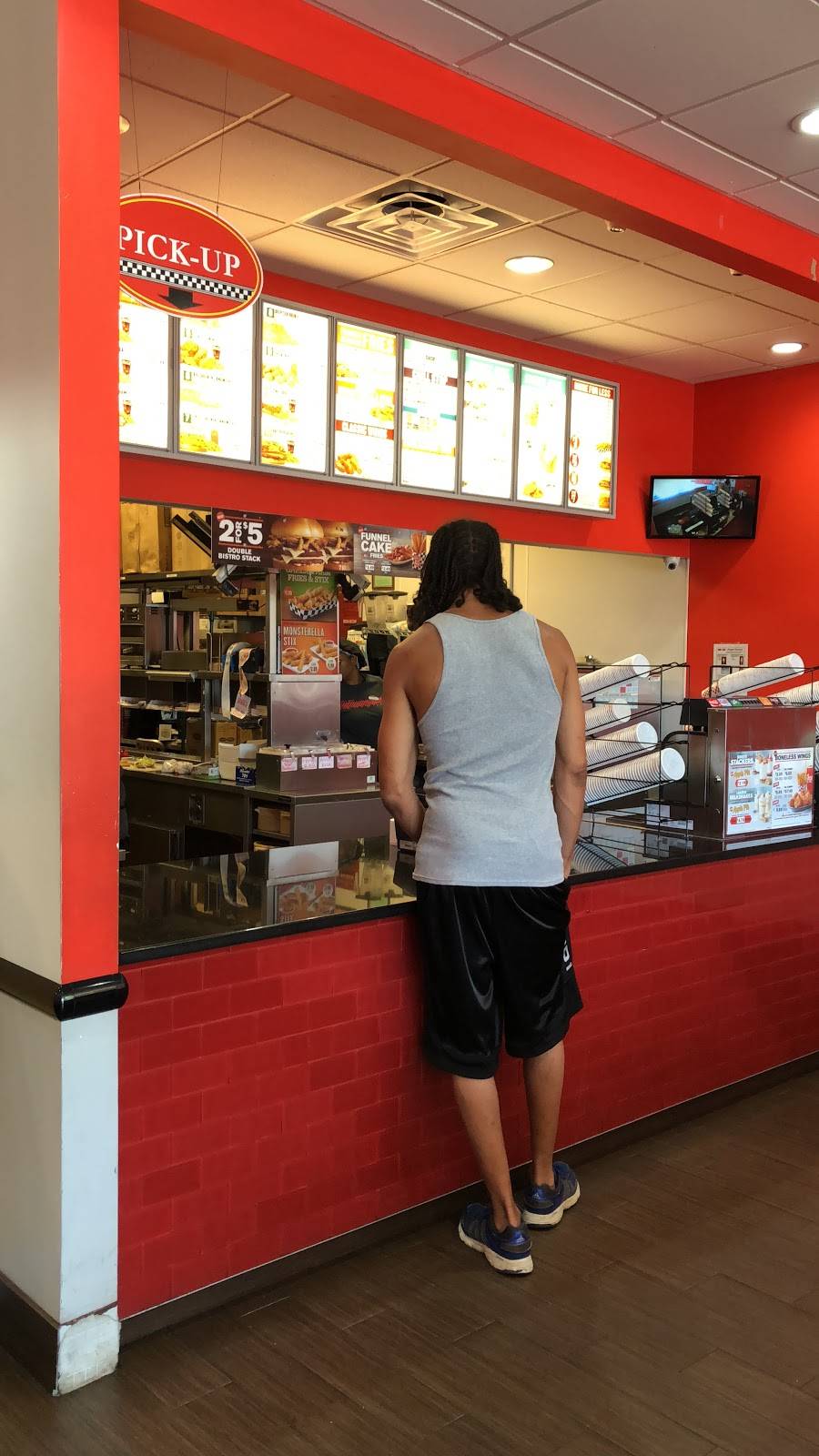 Checkers | restaurant | 53 E Prospect Ave, Mt Vernon, NY 10550, USA | 9146992598 OR +1 914-699-2598