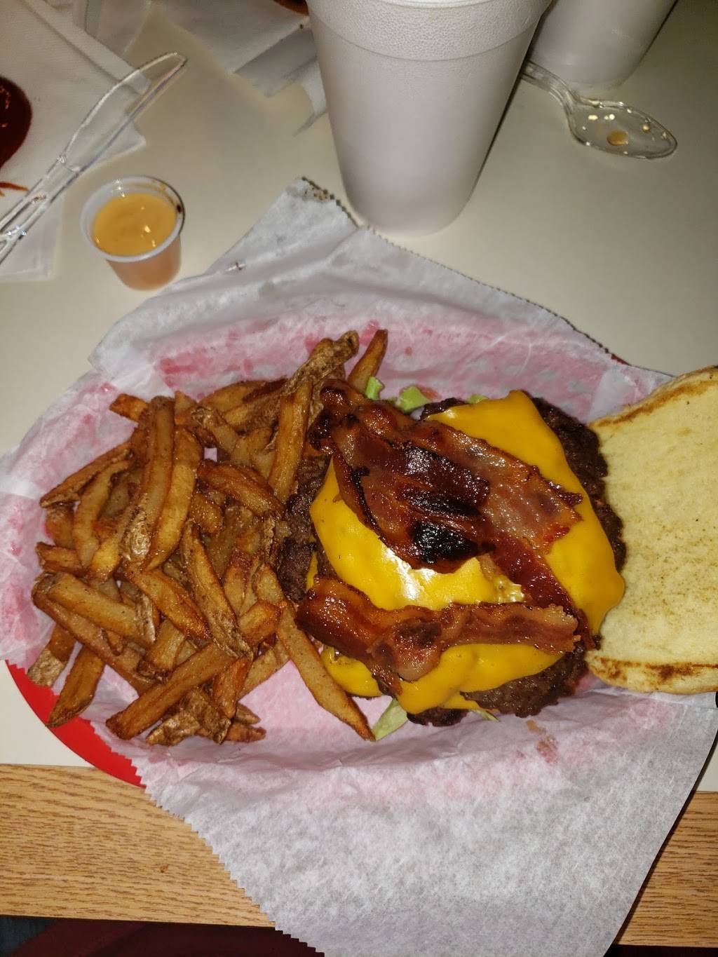 The Seared Heifer | restaurant | 222 Meadow Ave, East Peoria, IL 61611, USA | 3099815193 OR +1 309-981-5193