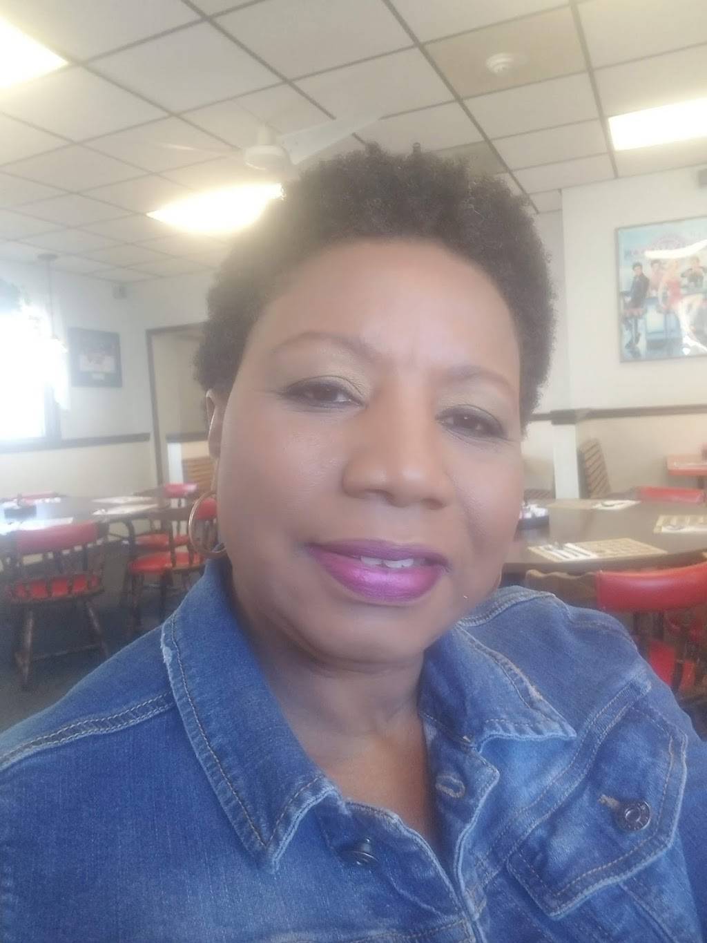 Roberts Restaurant | restaurant | 251 Broadway # 5, Malden, MA 02148, USA | 7813970628 OR +1 781-397-0628