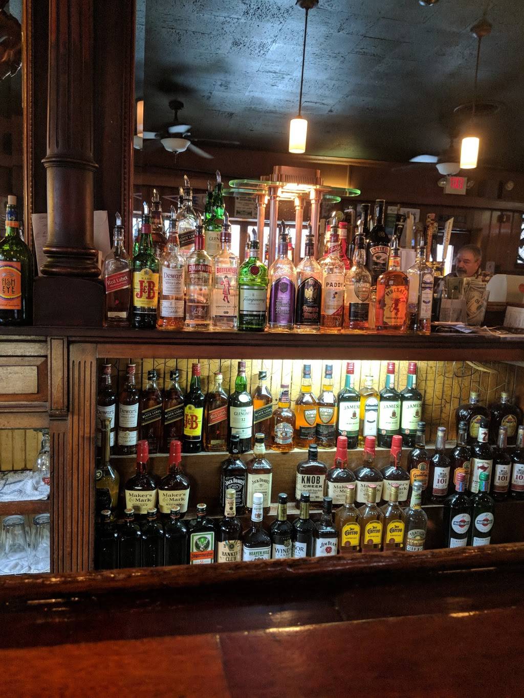 Cherry St. Tavern | restaurant | 129 N 22nd St, Philadelphia, PA 19103, USA | 2155615683 OR +1 215-561-5683