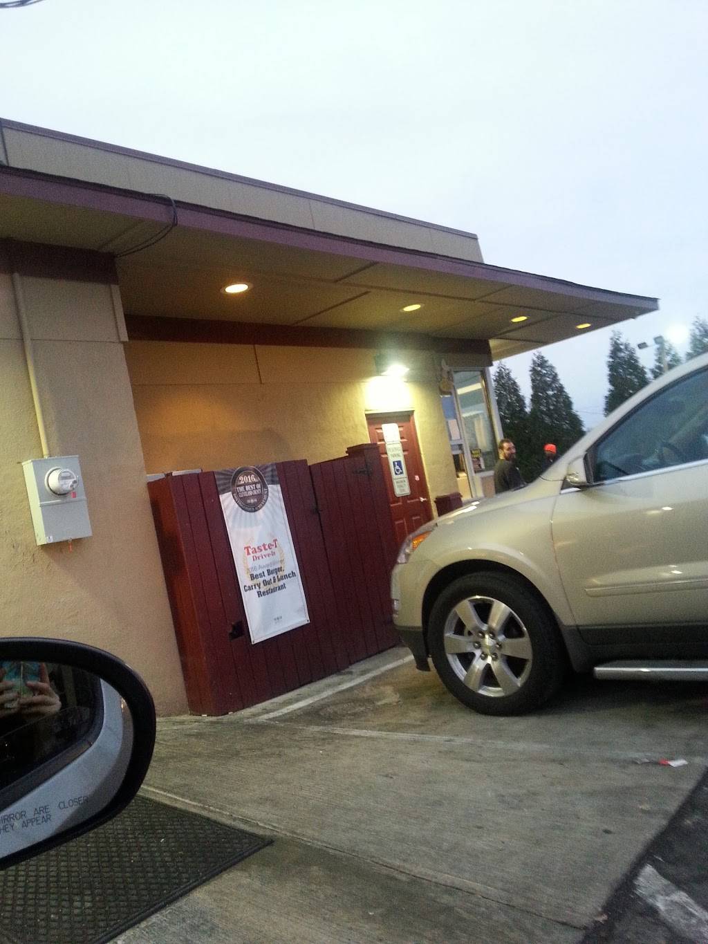 Taste-T-Drive-In | restaurant | 322 E Marion St, Shelby, NC 28150, USA | 7044823936 OR +1 704-482-3936