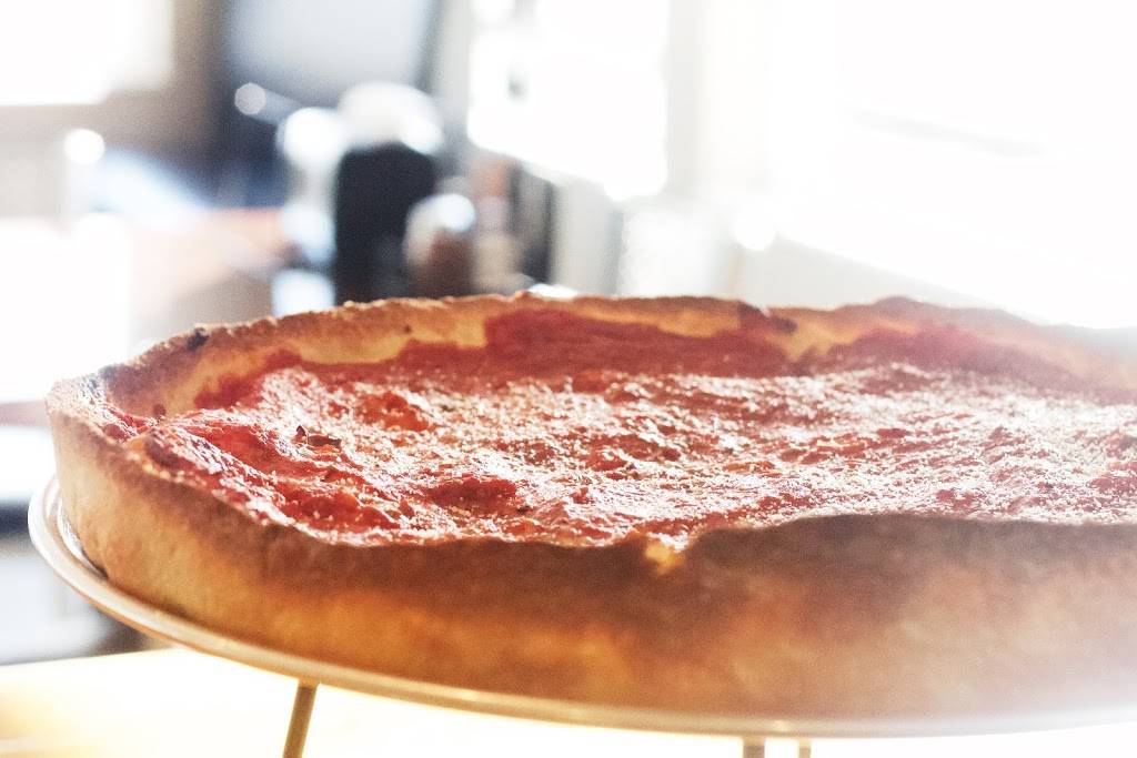 Martel’s Pizza | restaurant | 11 S Washington St, Du Quoin, IL 62832, USA | 6185424401 OR +1 618-542-4401