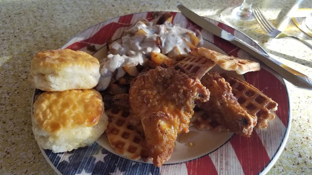 Dawgleg At Idle Creek | restaurant | 5353 Ryanne Marie Ln, Terre Haute, IN 47802, USA | 8122995353 OR +1 812-299-5353